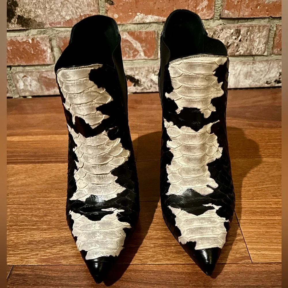 New Saint Laurent Python booties - Picture 1 of 4